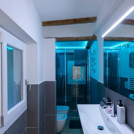 “Cupidus” Luxury Suite - Private Patio And Kitchen * Bologna